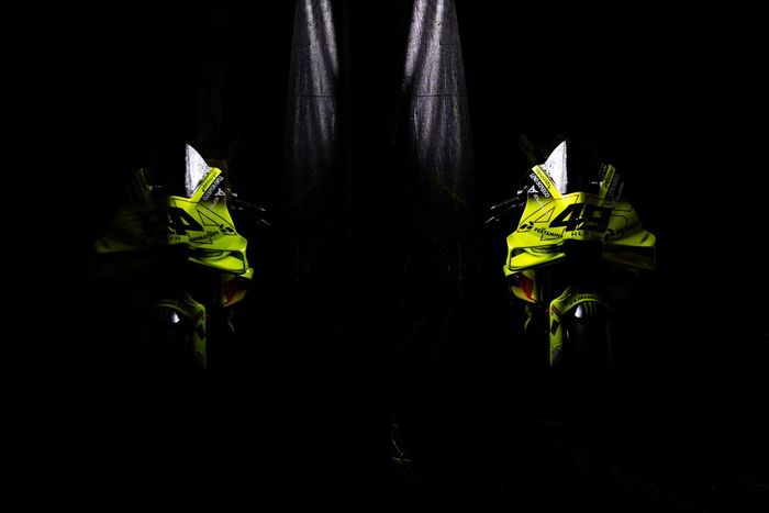 VR46カラーリング 