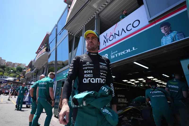 Fernando Alonso, Aston Martin Racing