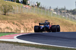 Fernando Alonso, McLaren MCL32 fait des étincelles