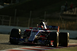 Даниил Квят, Scuderia Toro Rosso STR12