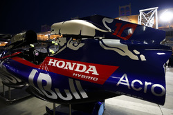 Il cofano motore di Pierre Gasly, Toro Rosso STR13 Honda
