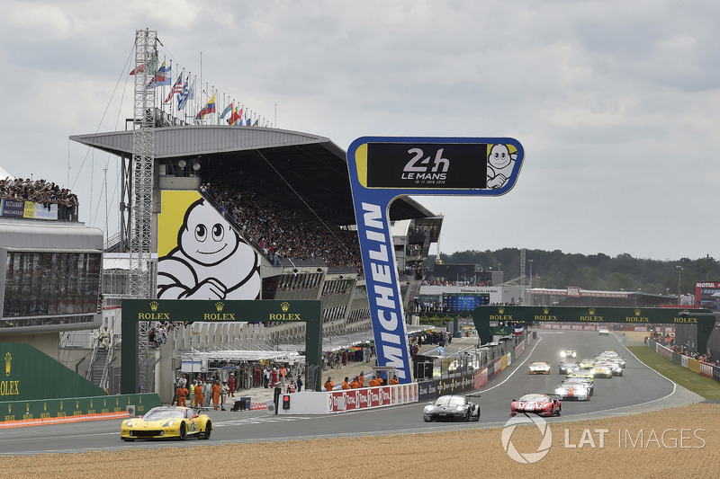 #4 ByKolles Racing Team Enso CLM P1/01: Oliver Webb, Dominik Kraihamer, Tom Dillmann, start