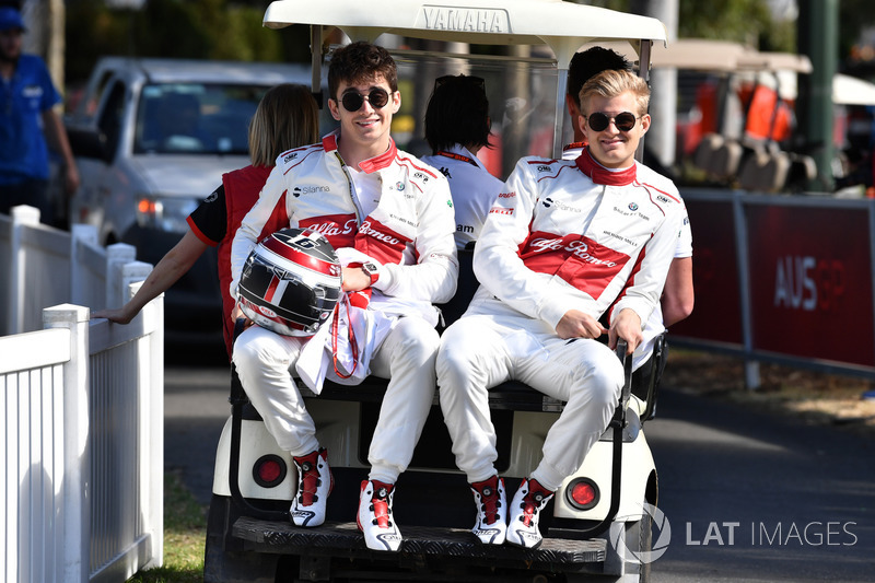 Charles Leclerc, Sauber F1 Team et Marcus Ericsson, Sauber F1 Team