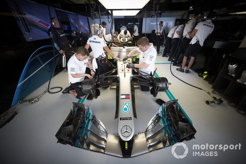 Інженери, Льюіс Хемілтон, Mercedes AMG F1 W09