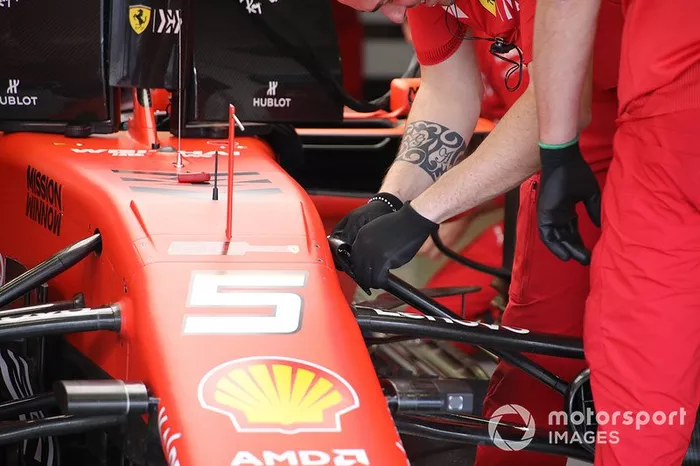Ferrari SF90, sospensione anteriore