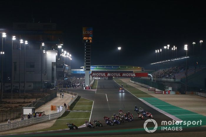 Arrancada, Jonathan Rea, Kawasaki Racing Team leads