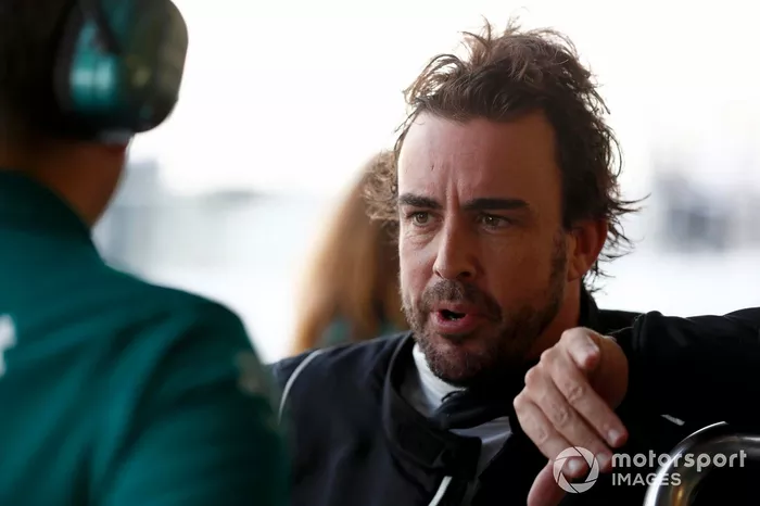 Fernando Alonso, Aston Martin