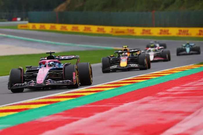 Pierre Gasly, Alpine, Oliver Bearman, Haas F1 Team, Yuki Tsunoda, Red Bull Racing Team