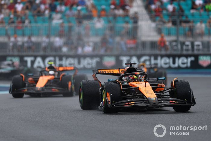 Lando Norris, McLaren, Oscar Piastri