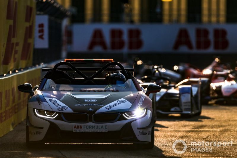 BMW i8 Safety car 