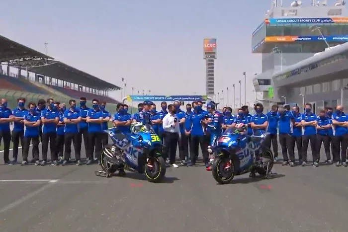 Suzuki MotoGP presentación equipo en Qatar