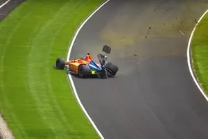 Fernando Alonso, crash