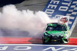 Race Winner Kyle Busch, Joe Gibbs Racing, Toyota Camry Interstate Batteries