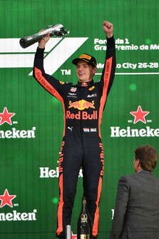 Max Verstappen, Red Bull Racing op het podium