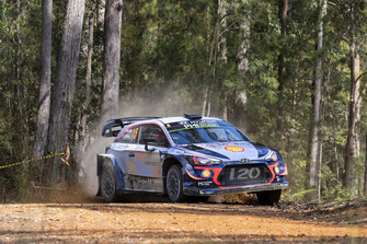 Thierry Neuville, Nicolas Gilsoul, Hyundai i20 WRC, Hyundai Motorsport