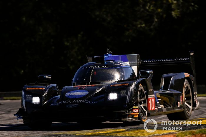 #10 Wayne Taylor Racing Cadillac DPi, P: Renger van der Zande, Jordan Taylor, Ryan Hunter-Reay