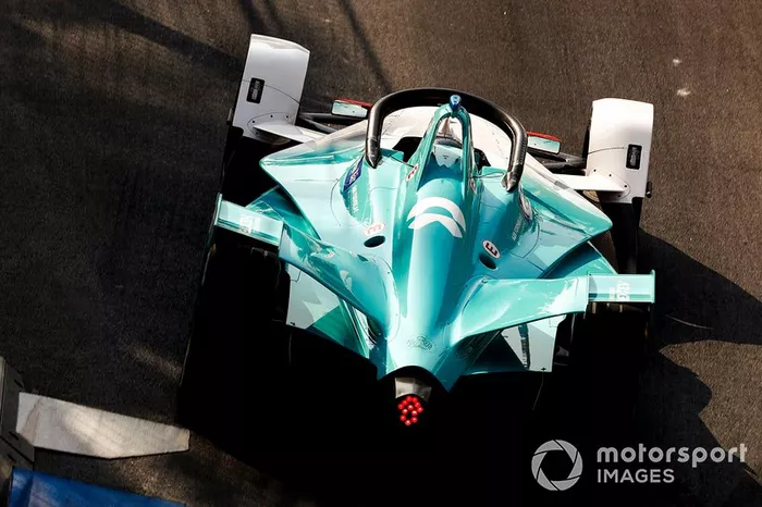 Jamie Chadwick, NIO Formula E Team, NIO Sport 004