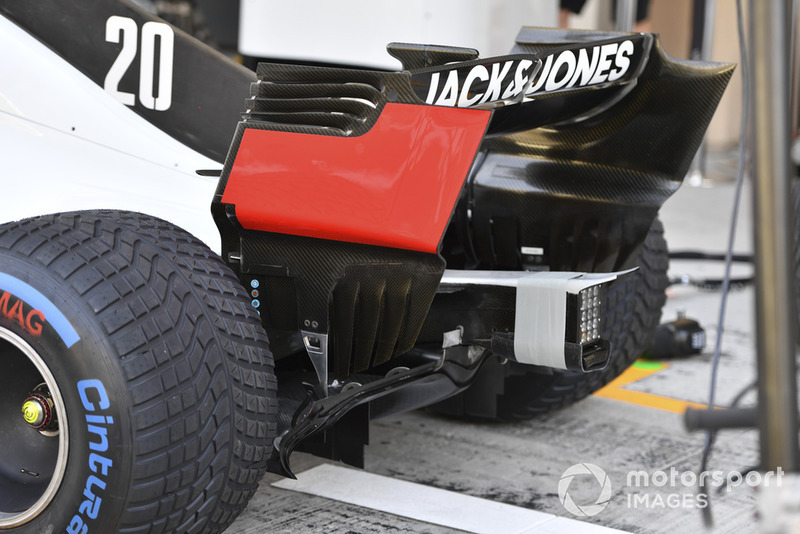 Haas F1 Team VF-18 rear detail