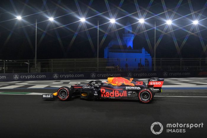 Max Verstappen, Red Bull Racing RB16B