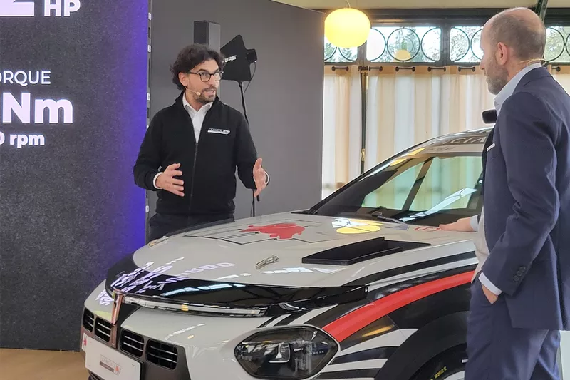 Presentazione Lancia Ypsilon Rally4 HF
