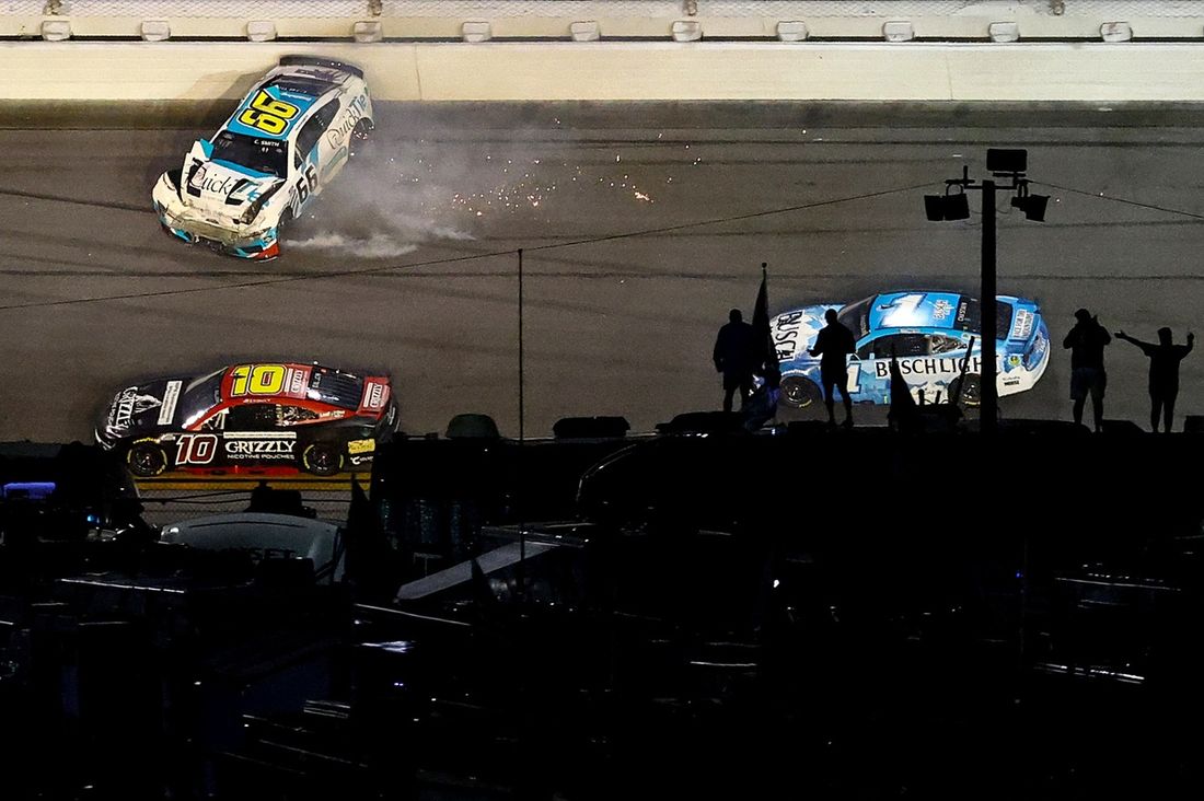 Chandler Smith, Garage 66 Ford, Ty Dillon, Kaulig Racing Chevrolet, Ross Chastain, Trackhouse Racing Chevrolet