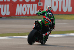 Il vincitore Tom Sykes, Kawasaki Racing Team