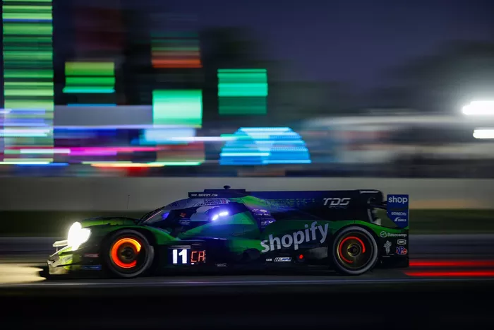 #11 TDS Racing ORECA LMP2 07: Tobi Lutke, Charles Milesi, David Heinemeier Hansson
