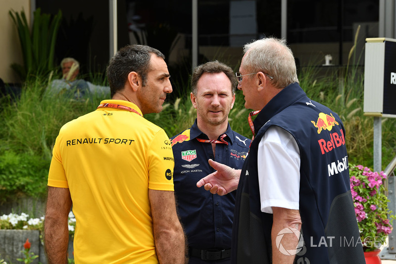 Christian Horner, director del equipo Red Bull Racing, Dr. Helmut Marko, consultor de Red Bull Motorsport y Cyril Abiteboul, director general de Renault Sport F1