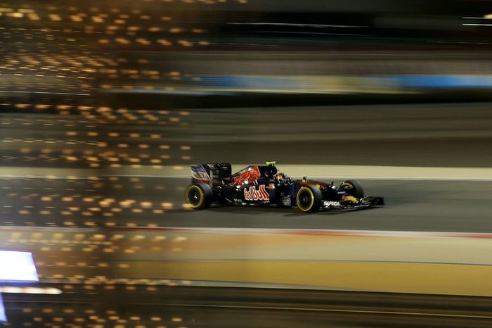 Bahréin: Primer abandono