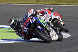 Jorge Lorenzo, Yamaha Factory Racing; Andrea Dovizioso, Ducati Team