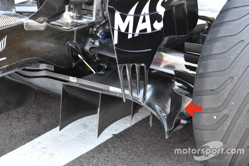 Детали задней части Williams FW40