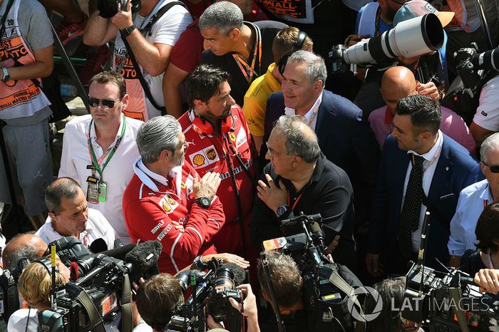 Maurizio Arrivabene, Director de Ferrari Team y Sergio Marchionne, CEO FIAT