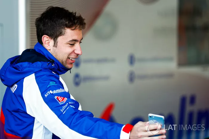 Robin Frijns ?