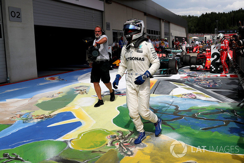 Race winner Valtteri Bottas, Mercedes AMG F1 celebrates in parc ferme