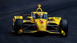 Indy 500: McLaughlin bate el récord de la pole con 234.220 mph