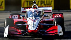 St. Pete IndyCar: McLaughlin retiene a Palou para su primera victoria 