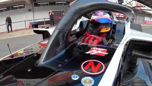 Onboard: Romain Grosjean w Haasie VF-20