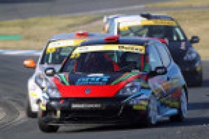 Basenhurt wysoko w Clio Cup na Oschersleben