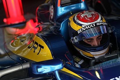 Buemi wins in Uruguay after intense battle with Vergne