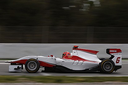Esteban Ocon domine la première course de la saison