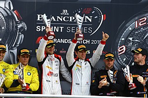 Emotiva victoria de Laurens Vanthoor y Robin Frijns