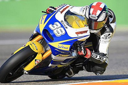 Smith cade a Barcellona e distrugge la sua moto