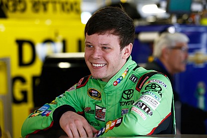Erik Jones sigue impresionando en Charlotte