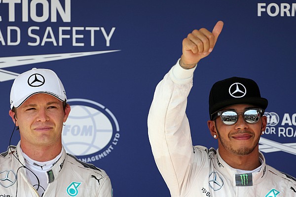 Hamilton derrota a Rosberg por la pole 