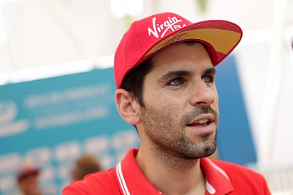 Por problemas de saúde, Alguersuari se ausenta de segunda temporada da F-E