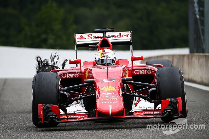 Vettel et Pirelli -
