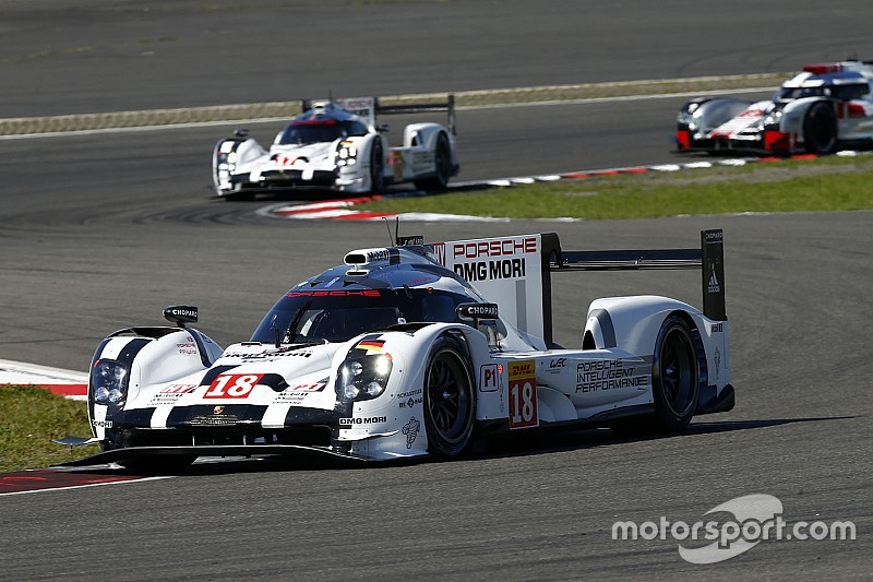 #18 Porsche Team Porsche 919 Hybrid: Romain Dumas, Neel Jani, Marc Lieb