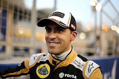 Pastor Maldonado behält sein Cockpit bei Lotus für 2016