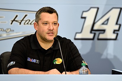 NASCAR community reacts to Tony Stewart retirement announcement