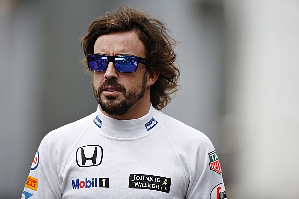 Ap&oacute;s chilique, Alonso descarta abandonar a McLaren